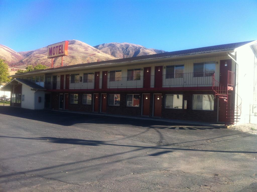 Galaxie Motel Brigham City Εξωτερικό φωτογραφία